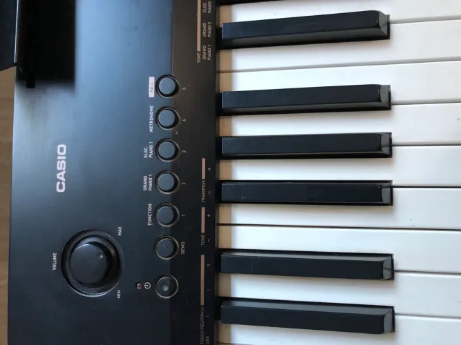 Piano Eletrônico Casio CDP 130 88 Teclas ( retirada no local)