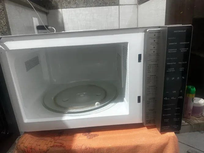 Microondas Eletrolux 36 lt