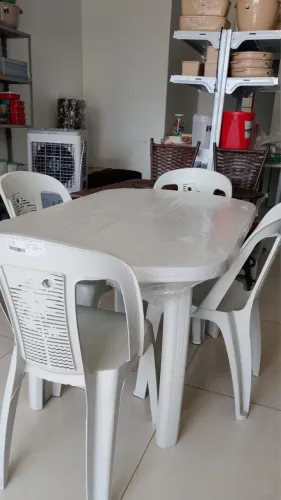 Mesa de plástico desmontável 