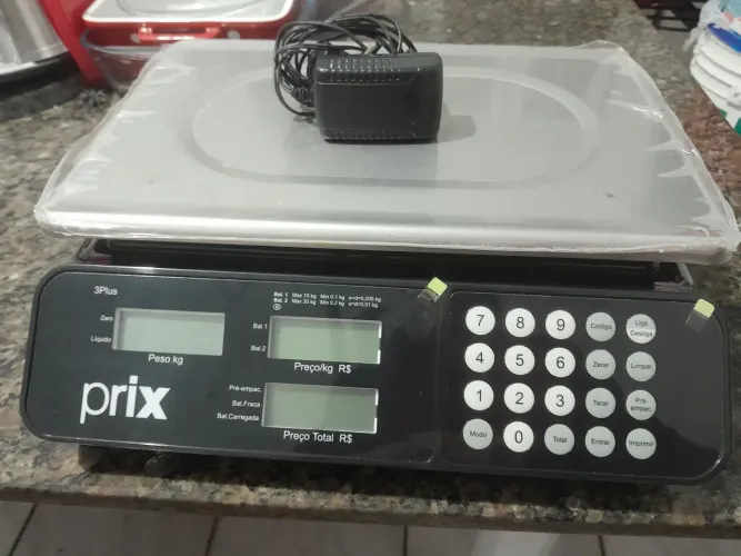 Balança digital prix nova na caixa