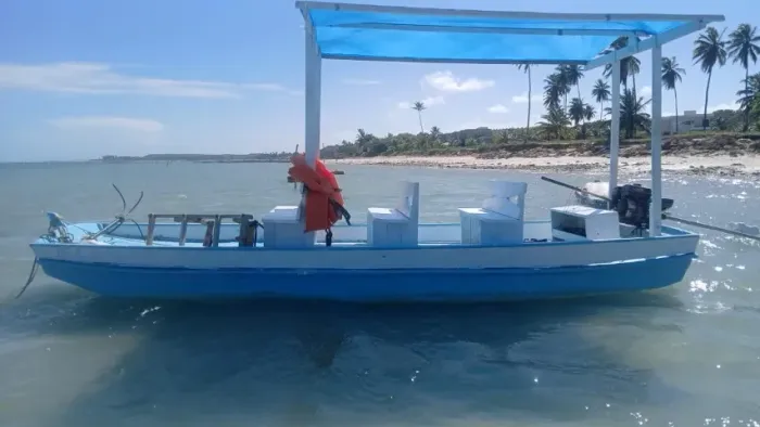 Barco de passeio - em São Miguel dos Milagres