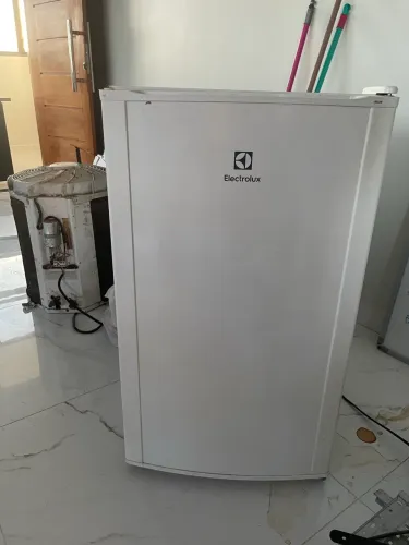 Frigobar eletrolux em perfeito estado