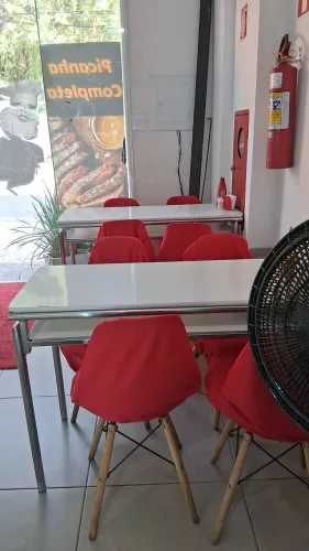 Mesas de restaurante ( cada )