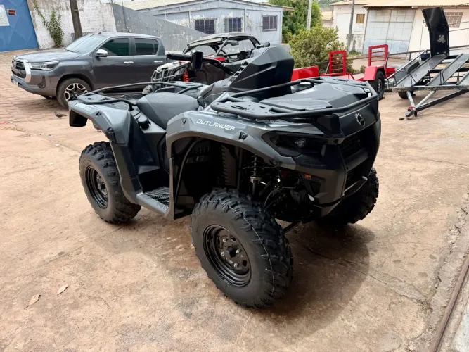 Outlander 500 4x4 2026 Zero Com Snorkel e Alargadores de Para Lamas