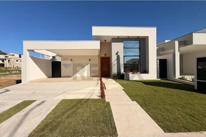 Casa Linear de Alto Padrão no Condomínio Viverde I
