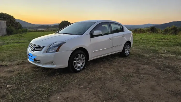 Nissan Sentra 2.0/ 2.0 Flex Fuel 16V Mec. 2013