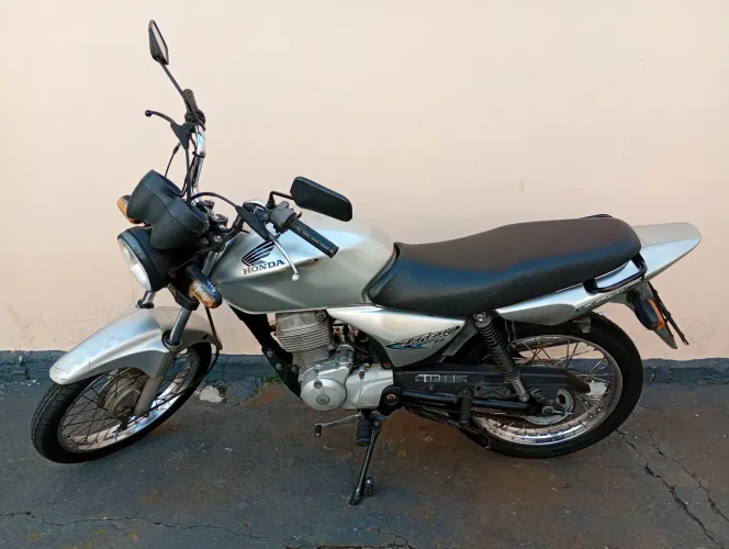 Titan Es 150 2007
