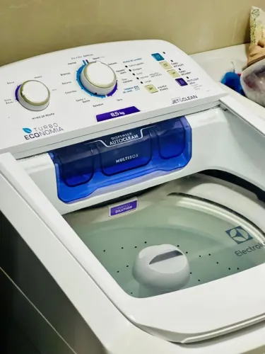 Vendo Máquina de Lavar