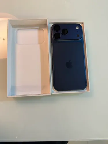 IPHONE 17 PRO MAX (512GB) - azul intenso NOVO