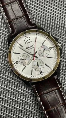 Relógio Casio MTP-1374L-7AVDF (Novo na caixa)