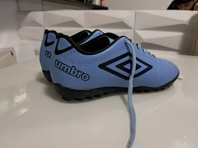 Chuteira Umbro Class Masculino Society.Tam:39