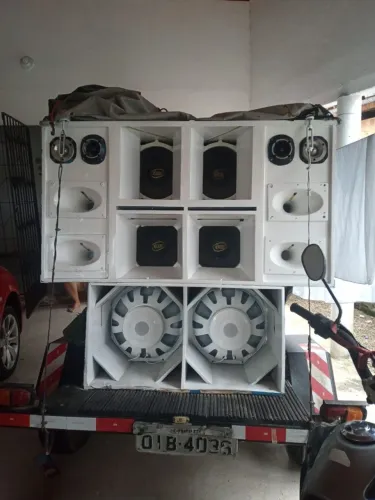 Vende-se paredinha ou pra troca.