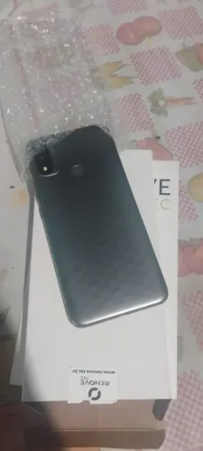 Vende se 2 linha não acompanha carregador