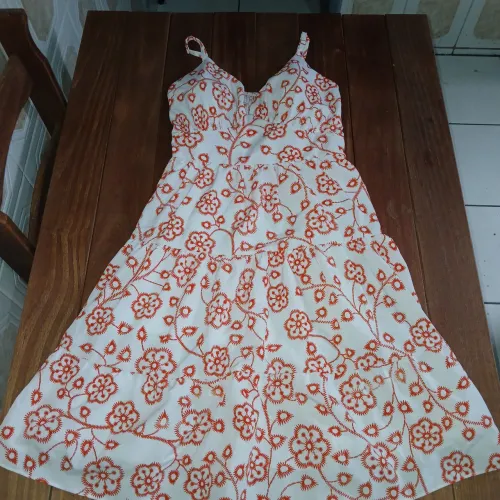 Vestido com bojo