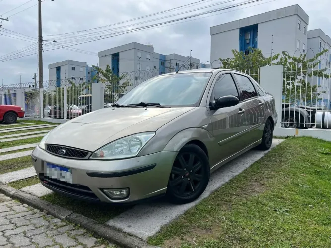 Ford Focus Ghia Sed. 2.0 16v/2.0 16V Flex AUT 2006