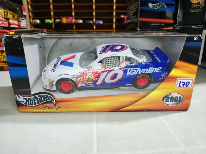 Miniatura Nascar 1/24 valvoline #10