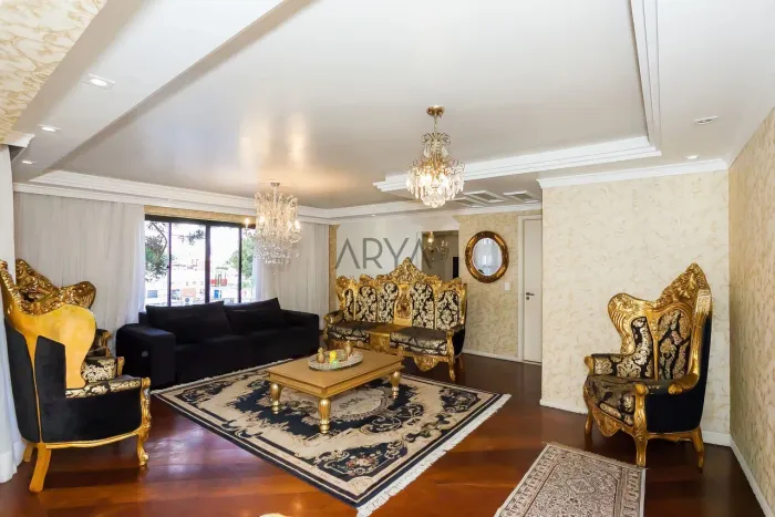 Apartamento á venda no Edifício Summerhill no Batel ARYA1