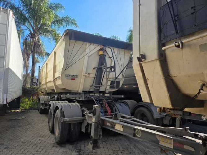 Rodocaçamba randon