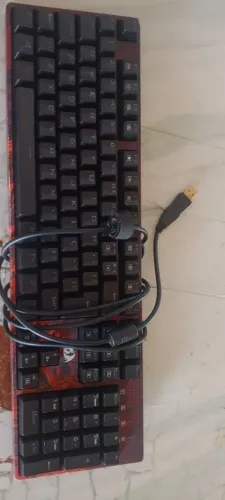 Teclado mecânico da redragon Infernal