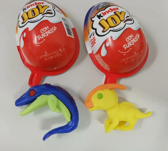 Jurassic world Kinder joy