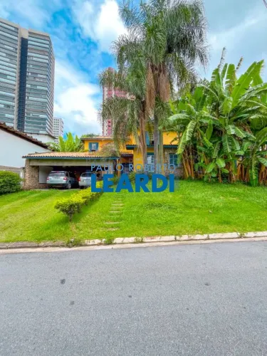 CASA EM CONDOMÍNIO - ALPHAVILLE - SP