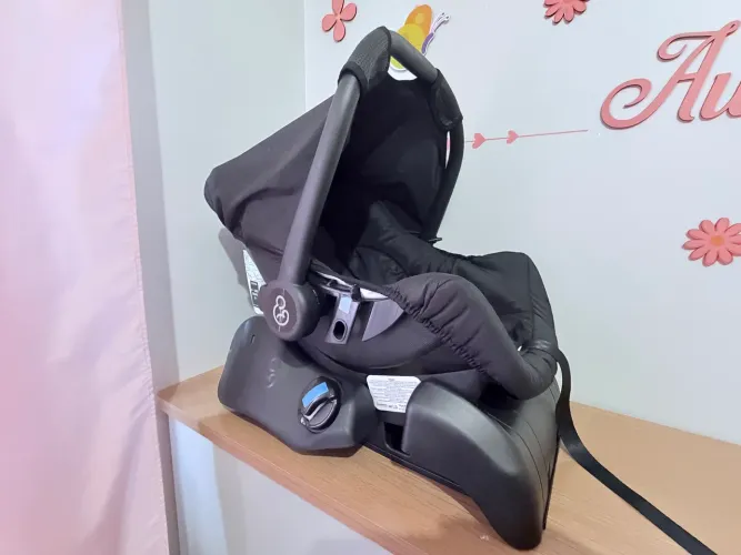 Bebê Conforto Grid com Base Galzerano