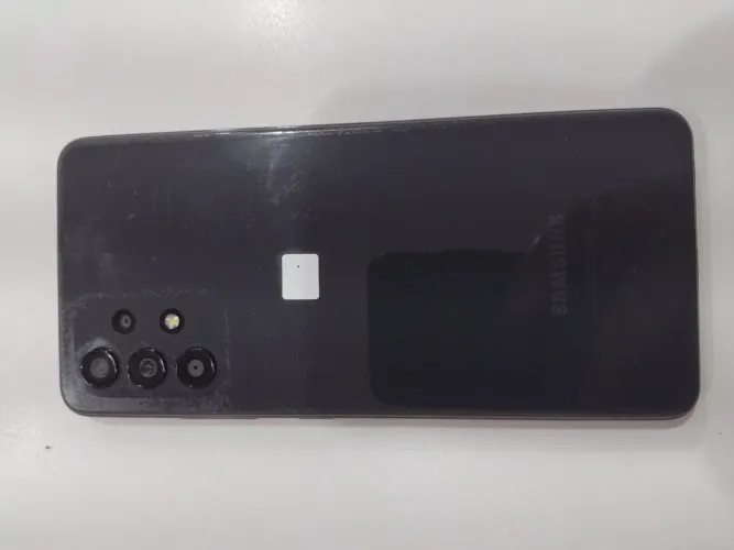 Galaxy A32 128GB em perfeito estado, bateria ótima, tudo original R$380,00