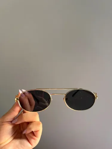 Óculos expiração miu miu