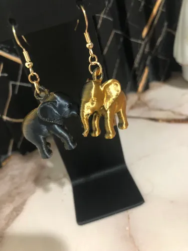 Brincos 50 unidade por $250