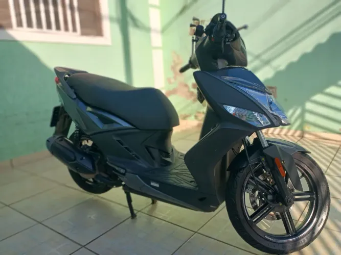  VENDE-SE OU TROCA - KYMCO AGILITY 200i 16+<br>? Ano: 2020