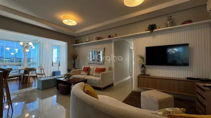Apartamento de 135m² com 3 quartos sendo 1 suíte nos Ingleses