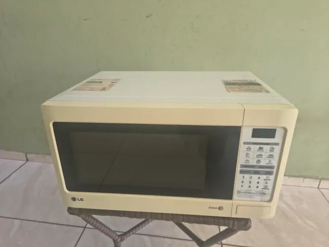 Microondas funcionando perfeitamente 
