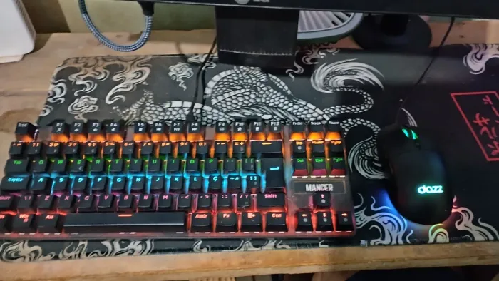 Kit teclado e mouse gamer