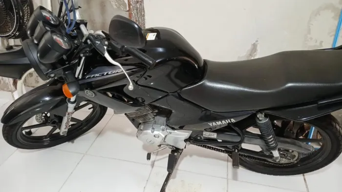 Yamaha YBR 125 Factor ED 2013/2014 - Único Dono - Apenas 14.971 km (Preciosidade)