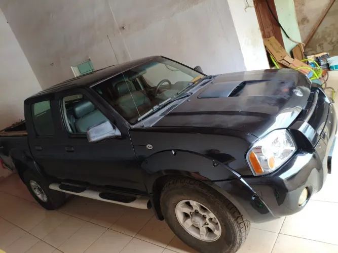 Nissan Frontier Se/se Strik/one CD 4X4 2.8 Dies 2004