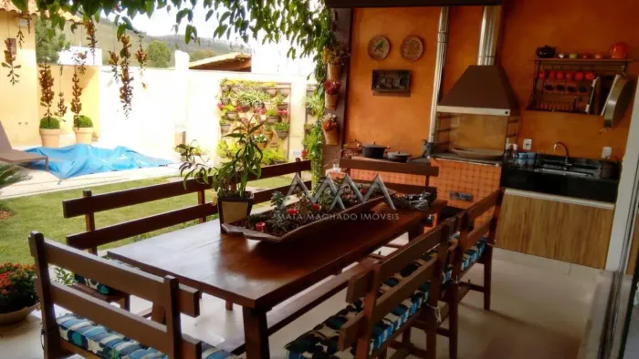 Casa à venda e para locação no Alphaville | 380 m² - 5 quartos