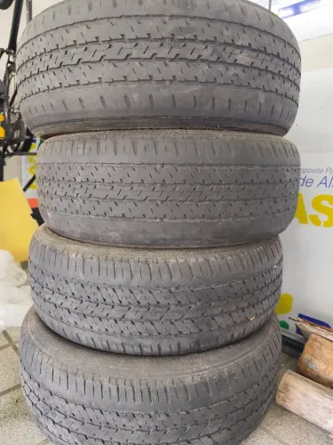 Pneus 225/55R18