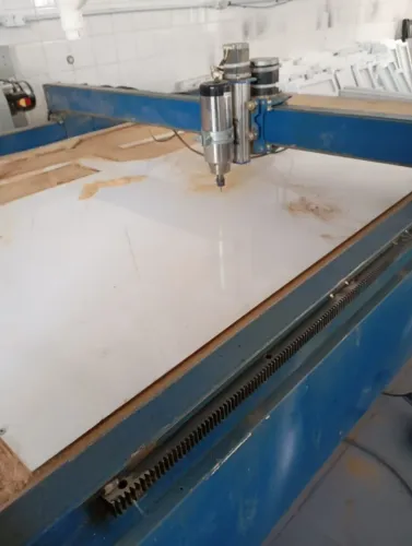 Super oportunidade! Router CNC industrial 192x137_Estrutura Ferro | Cremalheira | Mach3