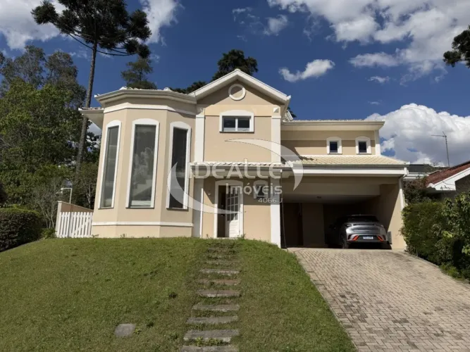Casa de Condomínio com 3 quartos para alugar por R$ 8000.00, 200.00 m2 - SANTO INACIO - CU