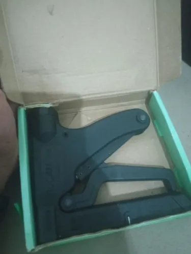 Grampeador ROCAMA Premium 106
