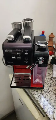 Cafeteira Oster Prima Latte