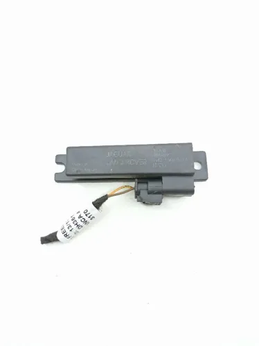 Sensor Keyless Freelander 2 2.2 2013 Ah4215k603aa
