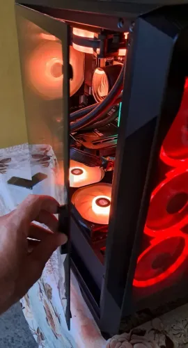 PC Intel Core i7 à agua da Linha K +RTX com Bluetooth e Wi-Fi 