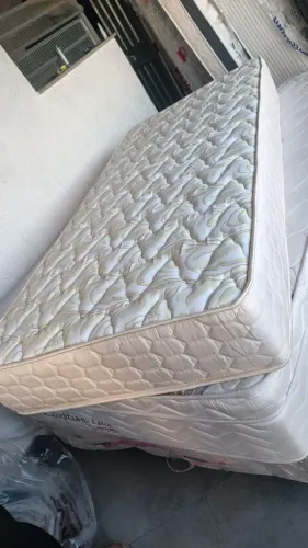 Colchão solteiro espuma d60, firme muito bom Novo sem uso Entrego