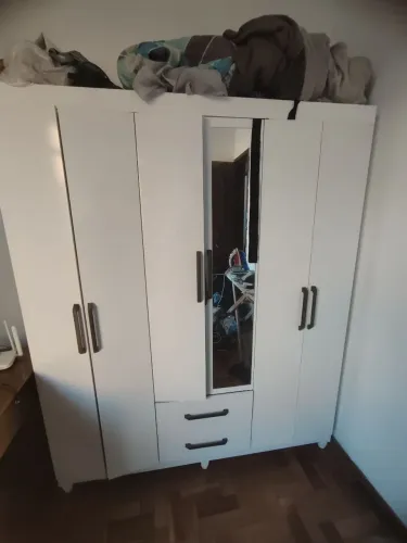 Vendo guarda roupa