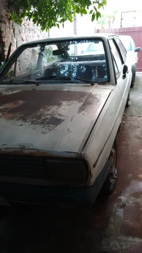 Volkswagen Gol Geração I BX 1.6 8V Álcool Mec. 2P 1985