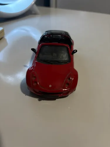Miniatura Carro Smart Roadster Coupe - 1/31 Maisto 