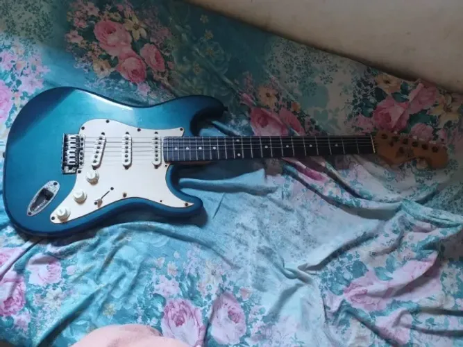 Guitarra Memphis m22