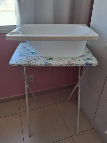 Banheira de bebê com suporte e trocador 0 - 13 Kg