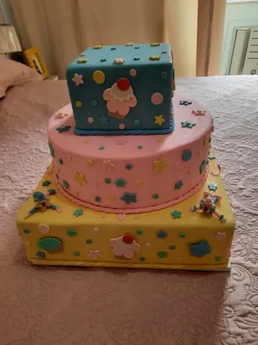 Enfeites para mesa de aniversário